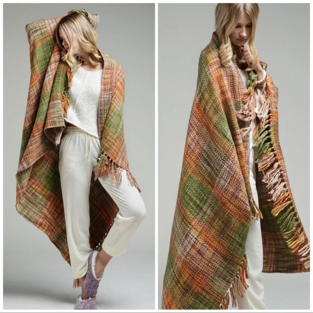 All Seasons Premium Woven Throw